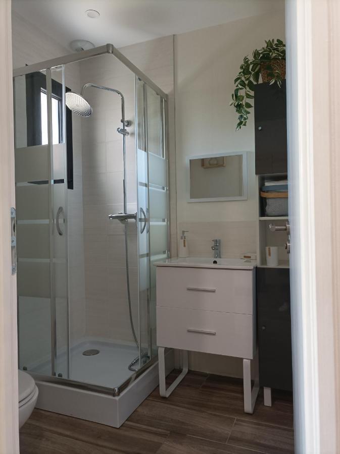 Chambre Amenage En Studio Cers Exterior photo