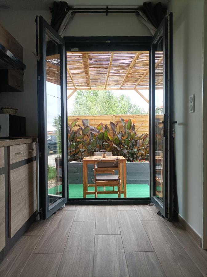 Chambre Amenage En Studio Cers Exterior photo